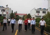 ​抢抓机遇 科技兴企---省科技厅党组书记赵建军一行莅临张弓酒业调研