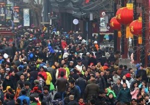 【广角聚焦】春节国内游火爆  “旅游”成仅次于“探亲”的出行动机