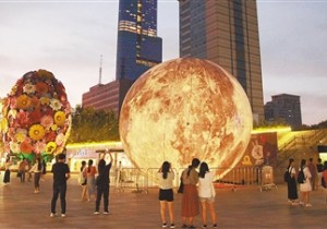 【广角聚焦】中秋小长假：出游人次占比达48% 中秋周边游更受游客“青睐”