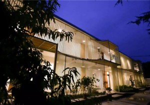 三友山舍，云淡风轻山林处有座小山舍