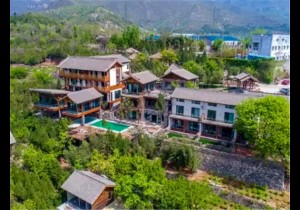 半山之上建朴居湖畔，太行民宿的美不只在云中