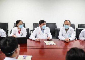 张文宏：暑假带孩子国内旅游应该没问题，回归正常生活才是明智策...
