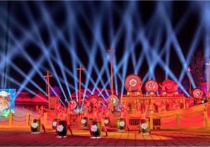 2020网络名人读中原|穿越时空夜游建业电影小镇