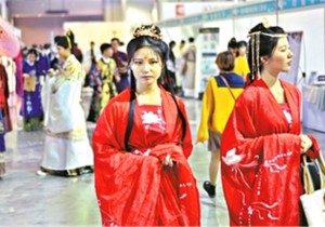 汉服风潮持续升温是文化自信的一种表现