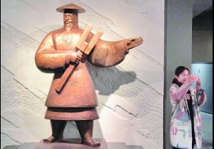 走进二里头 听文物讲夏文化故事