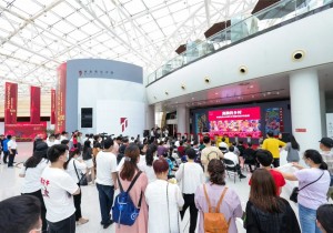 沸腾的乡村——庆祝建党100周年乡村振兴美术作品展在河南省美术馆开幕