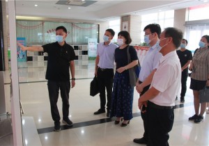 省委调研组到许昌市图书馆考察指导“学习强国”平台建设工作