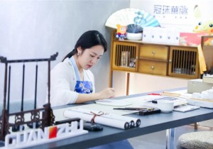 “国潮”当红彰显文化自信，如何叫好又叫座？