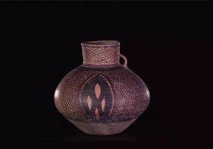 中原藏珍：单耳彩陶壶