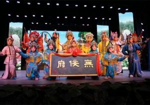 许昌百家非遗“闹”新春 热热闹闹过大年