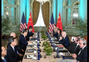 习近平：中美两国将推出更多便利人员往来措施