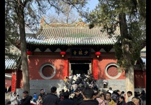 龙年春节，嵩山景区活动精彩、人气爆棚，游客接待量开年再创新高