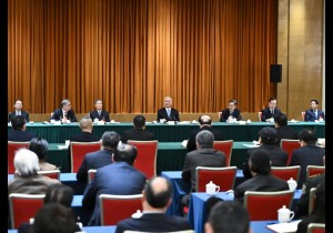 蔡奇：坚守以人民为中心的创作导向 不断丰富人民群众精神文化生活