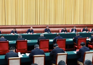 习近平主持召开新时代推动中部地区崛起座谈会