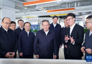 李强：大力发展冰雪运动冰雪经济 打造服务消费新亮点和经济新增...