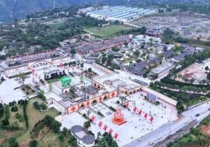 时光漫进地坑院，遇见古村里的多彩秋天