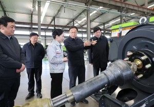刘宁到新乡市调研产业发展等工作