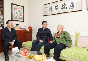 刘宁走访慰问困难群众、生活困难党员、老战士、老党员