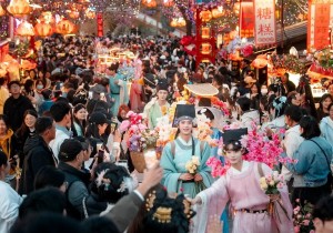 “清明上河·春韵大宋”春季文化主题活动在开封清明上河园启动