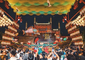 夜游火热“出圈” 文旅活力“满格”