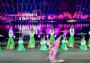 “声”动河南！2026微博旅游之夜暨“豫地有声”文旅播客大会在开封举行